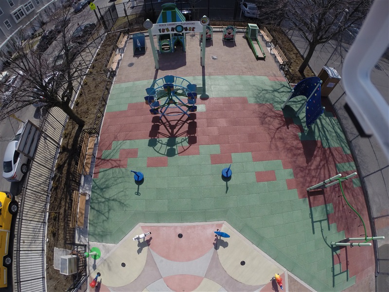 Beach Channel Playground preview 9